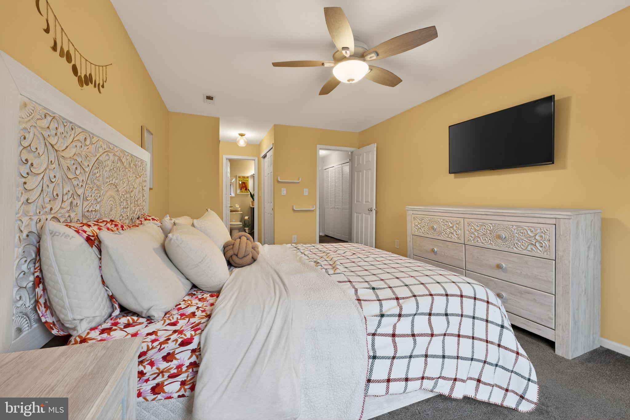 108 STEEPLECHASE COURT
