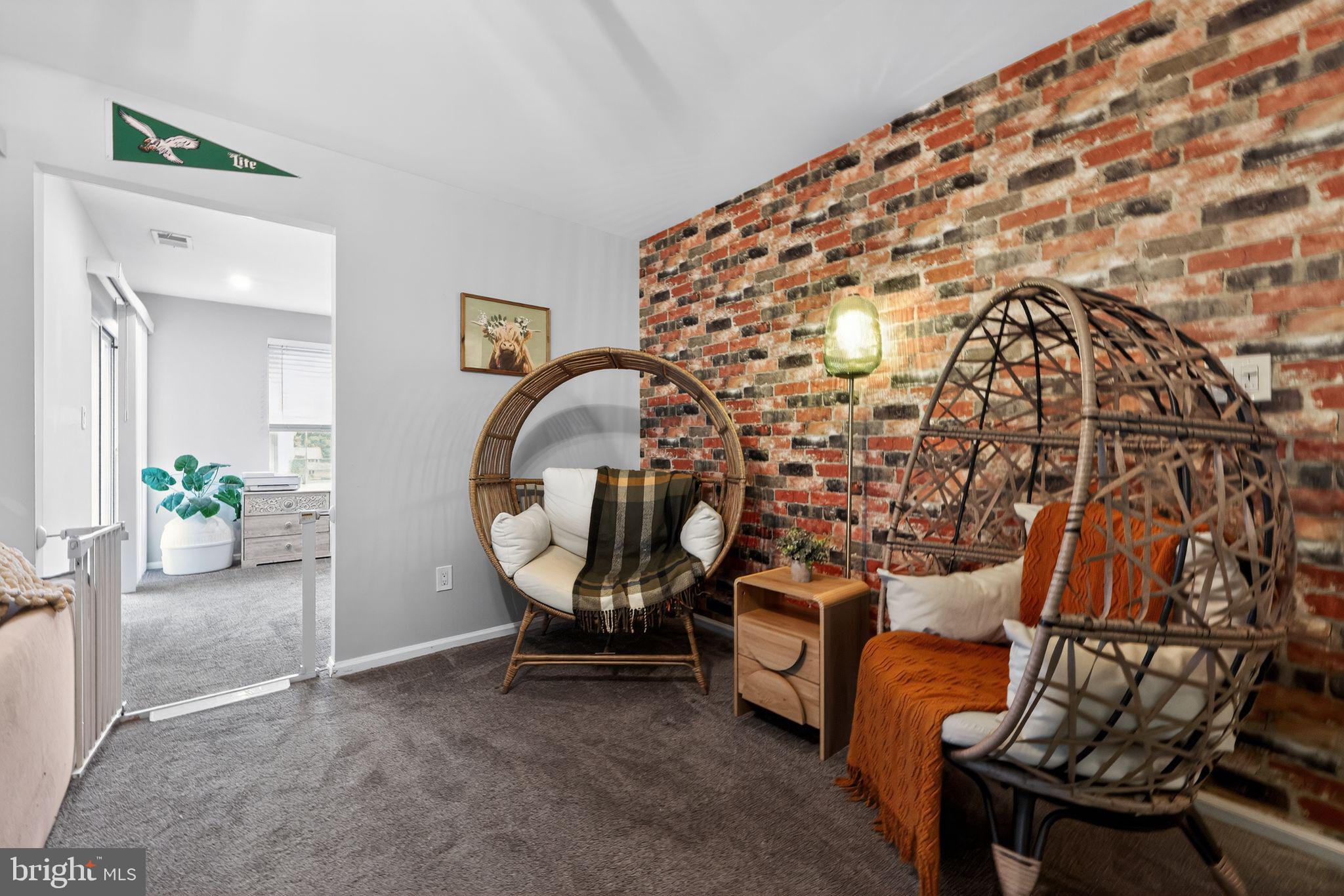 108 STEEPLECHASE COURT
