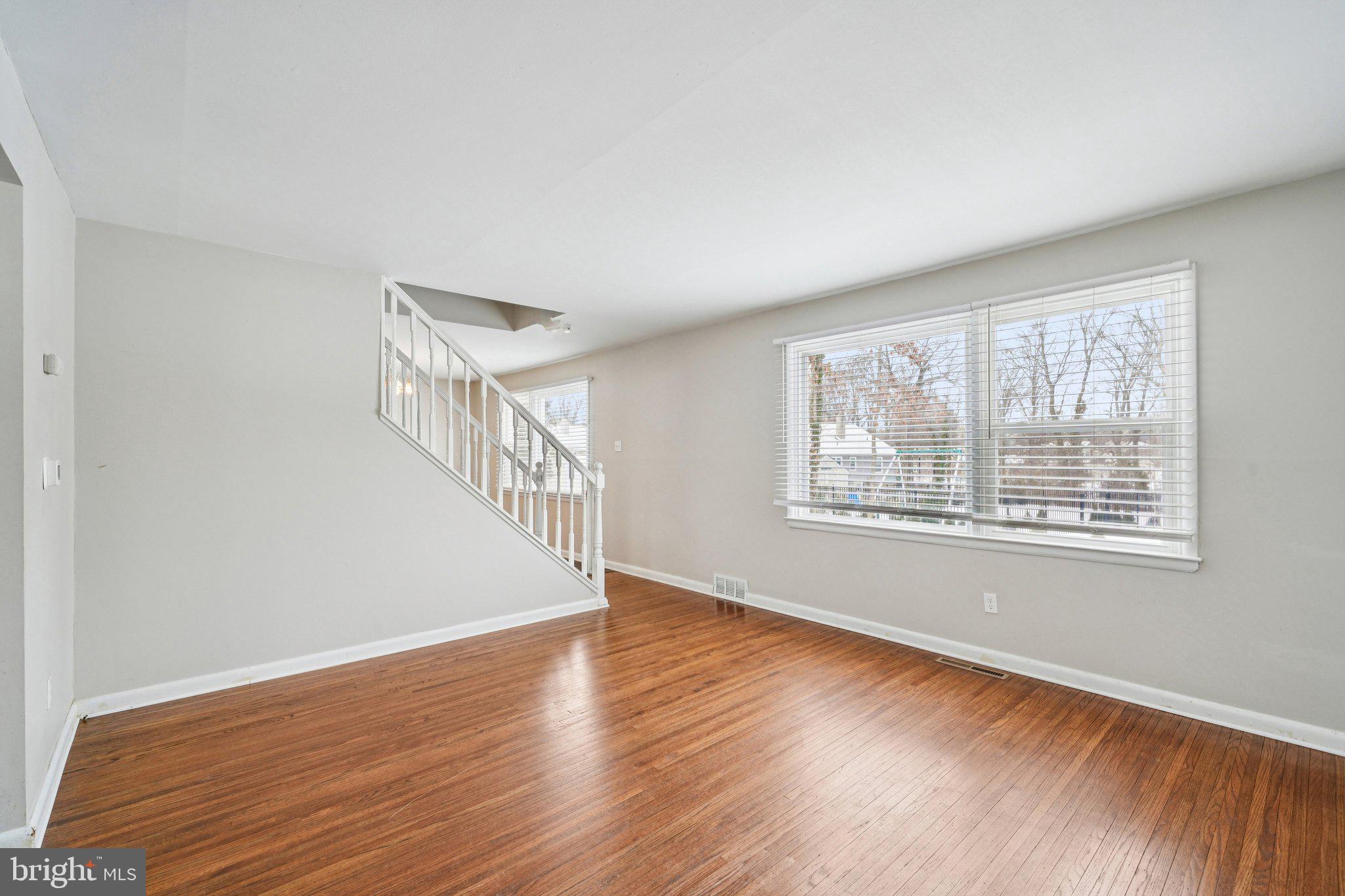 1300 CEDAR AVENUE