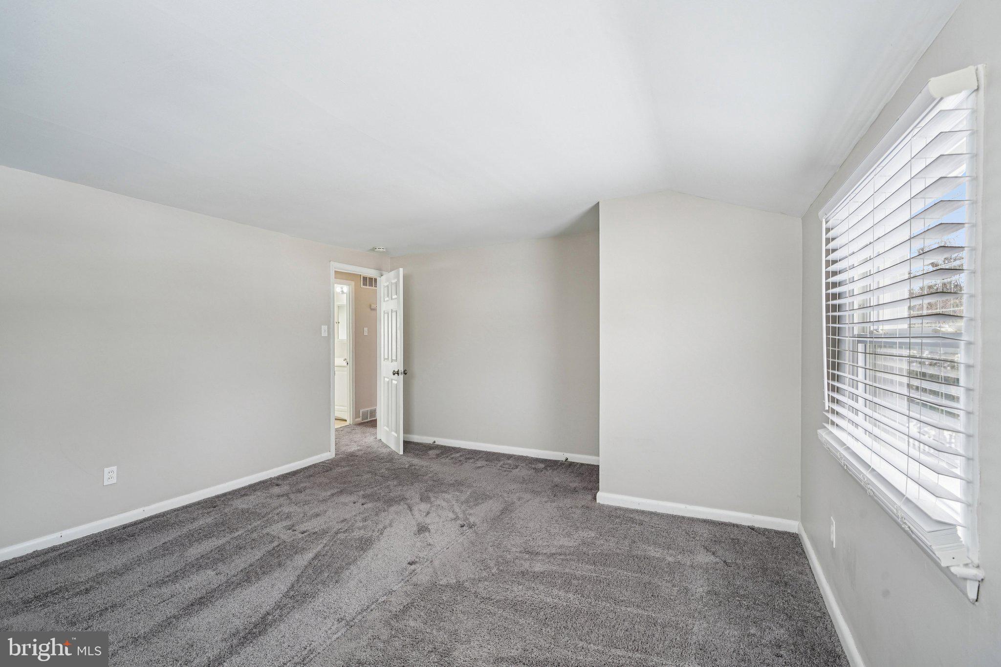 1300 CEDAR AVENUE
