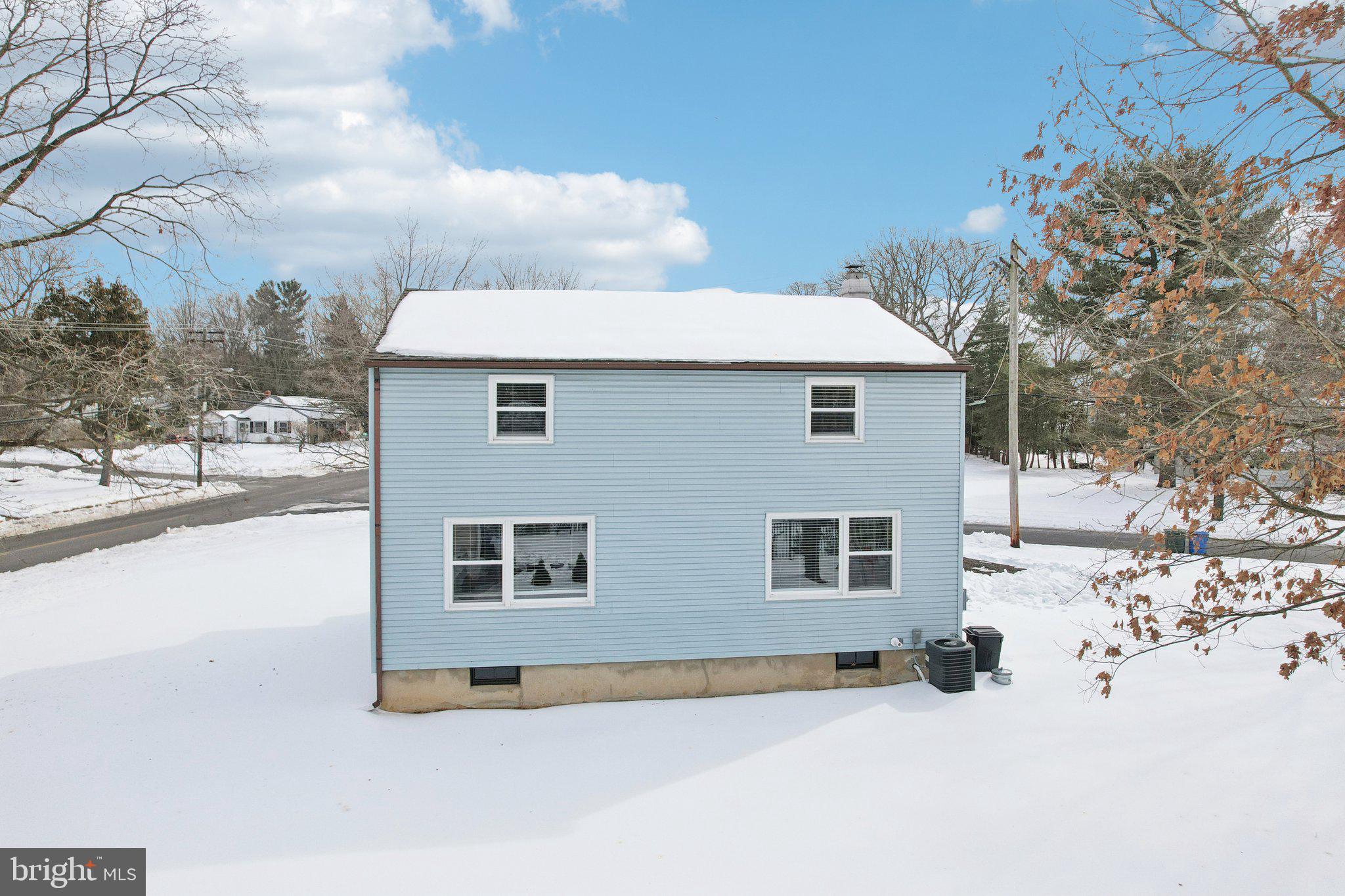 1300 CEDAR AVENUE