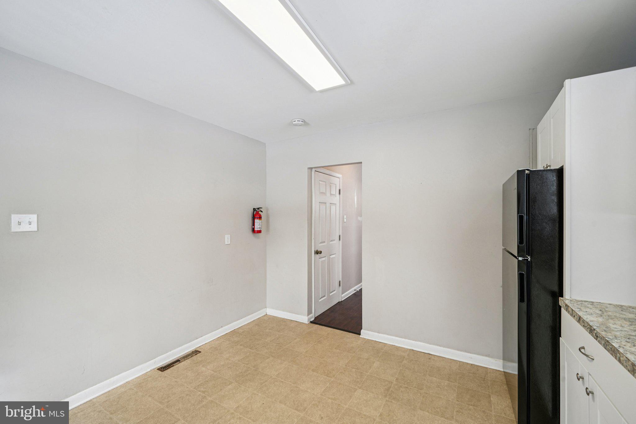1300 CEDAR AVENUE