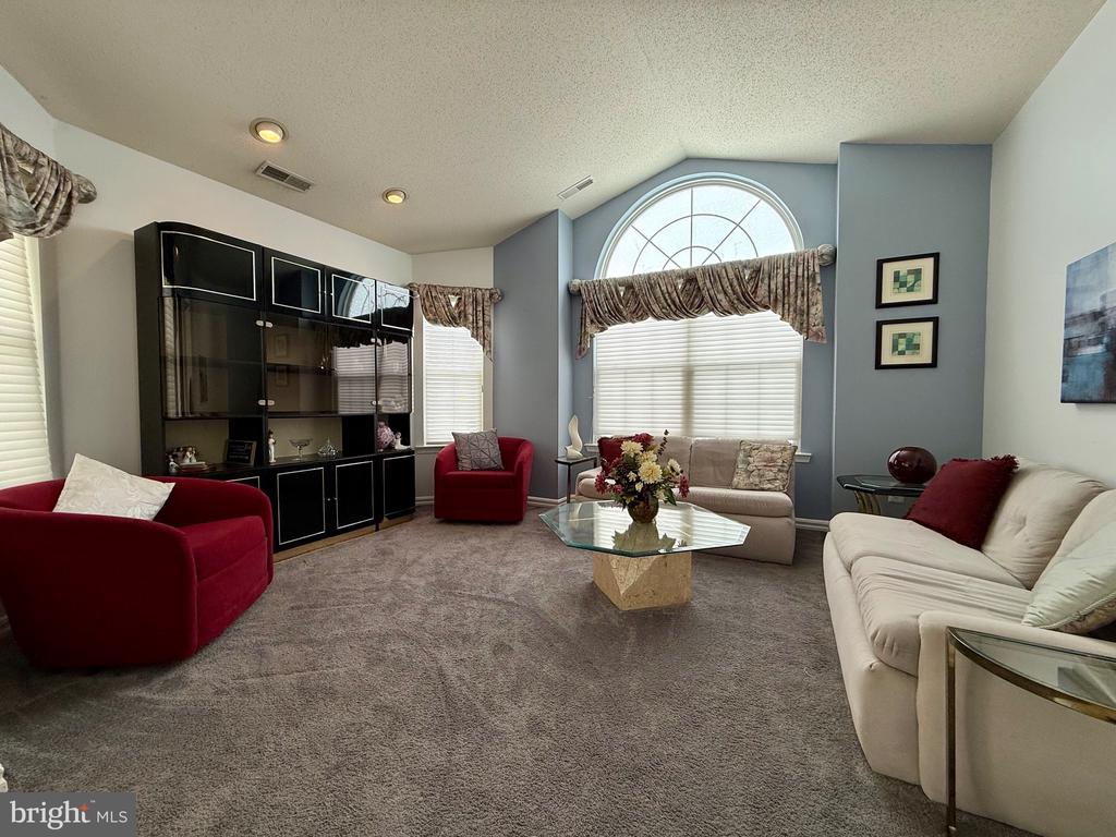 507 DORAL DRIVE