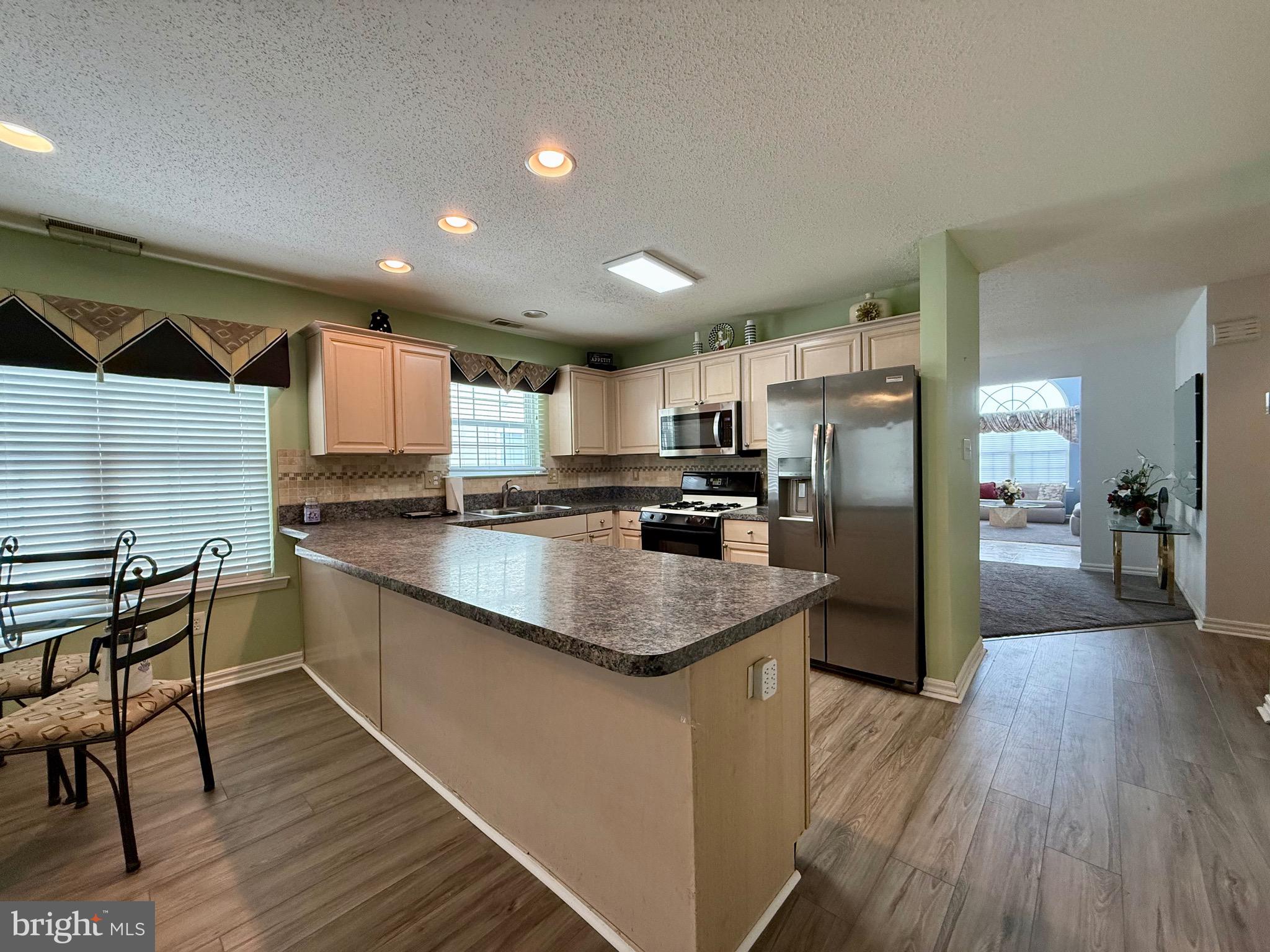 507 DORAL DRIVE