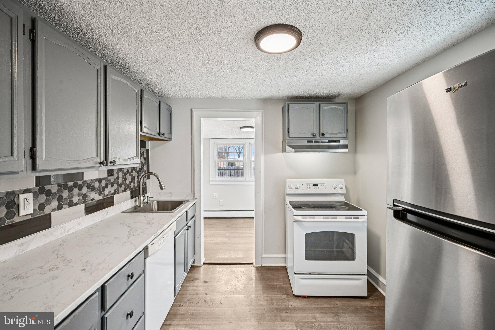 320 BILLINGSPORT ROAD