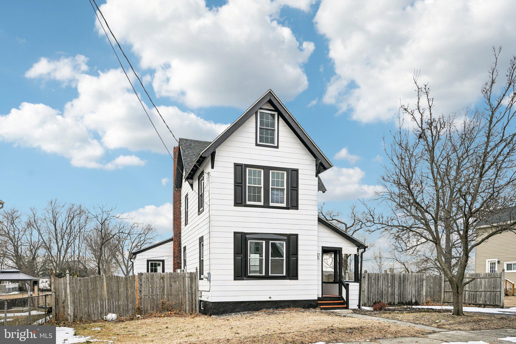 320 BILLINGSPORT ROAD