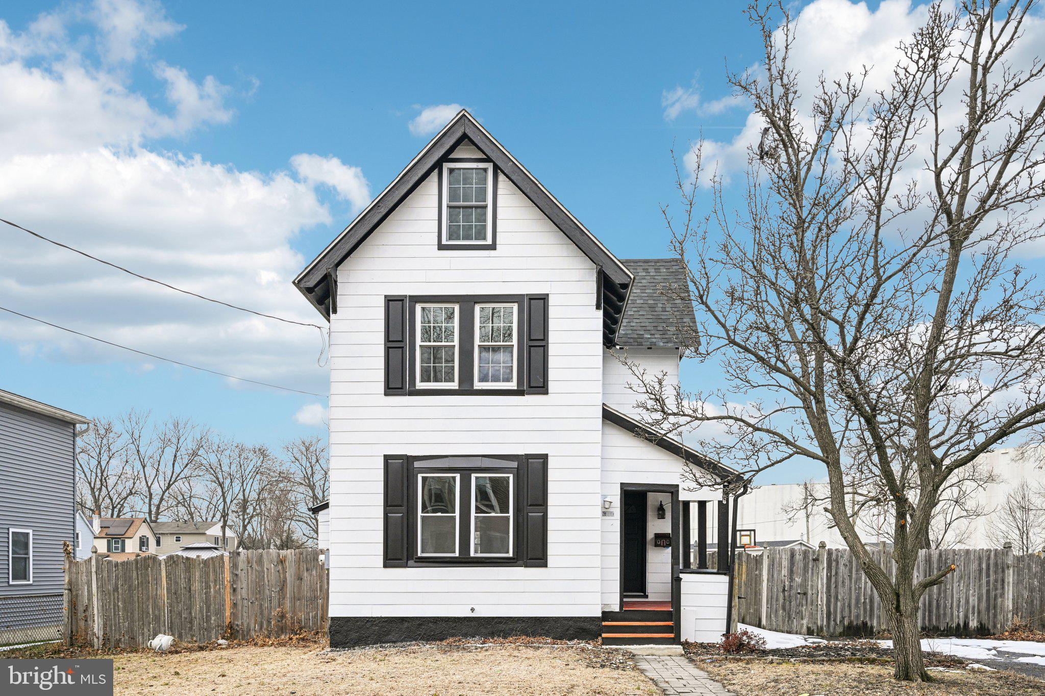 320 BILLINGSPORT ROAD