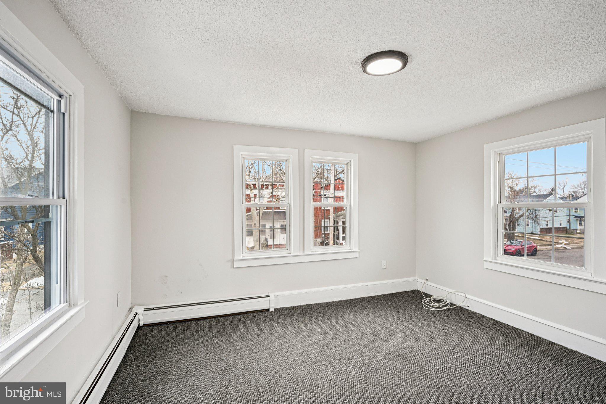 320 BILLINGSPORT ROAD