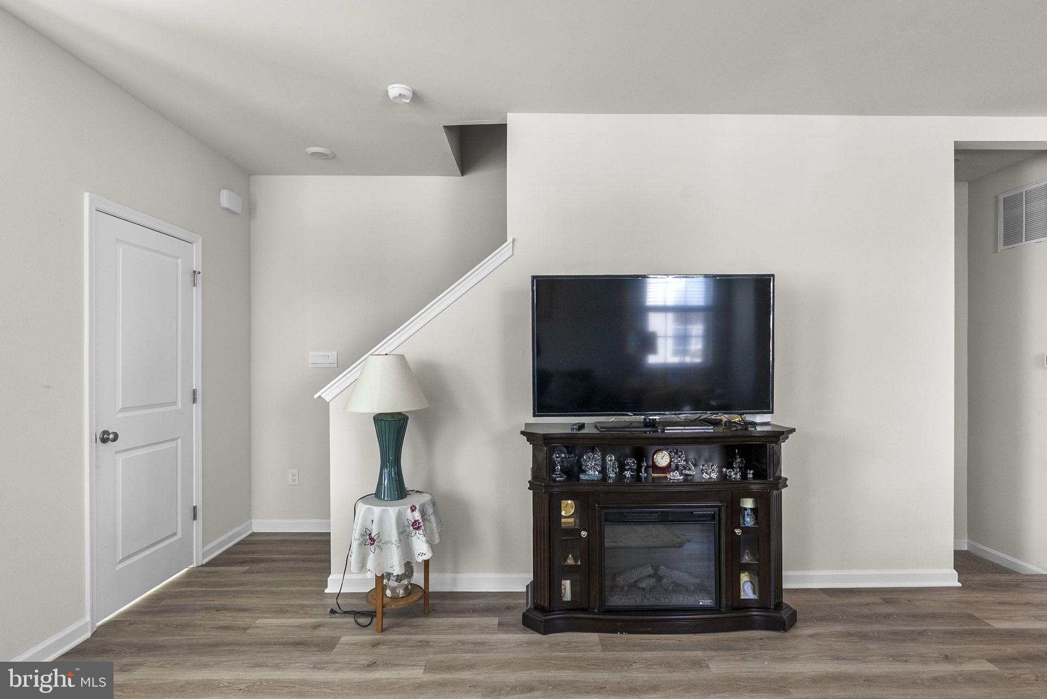 110 JONAGOLD DRIVE