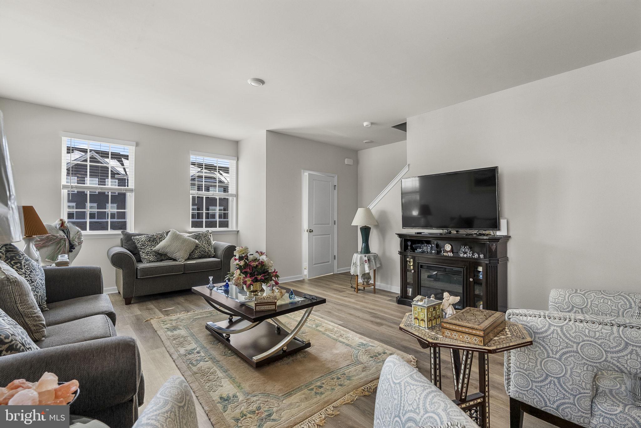 110 JONAGOLD DRIVE