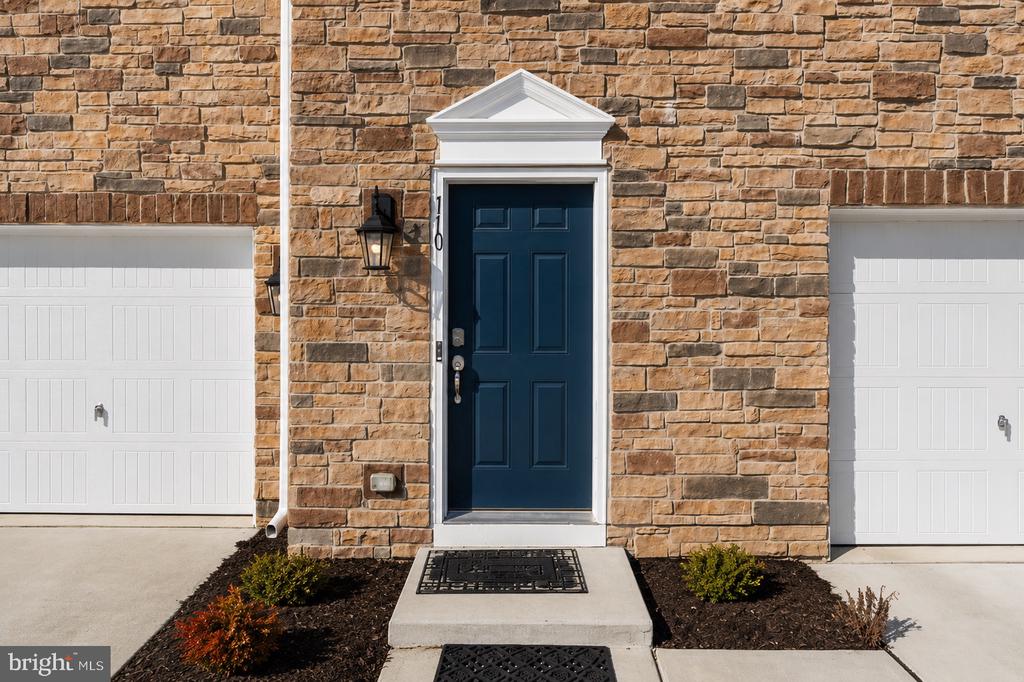 110 JONAGOLD DRIVE