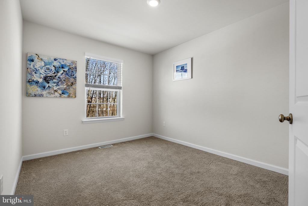 110 JONAGOLD DRIVE