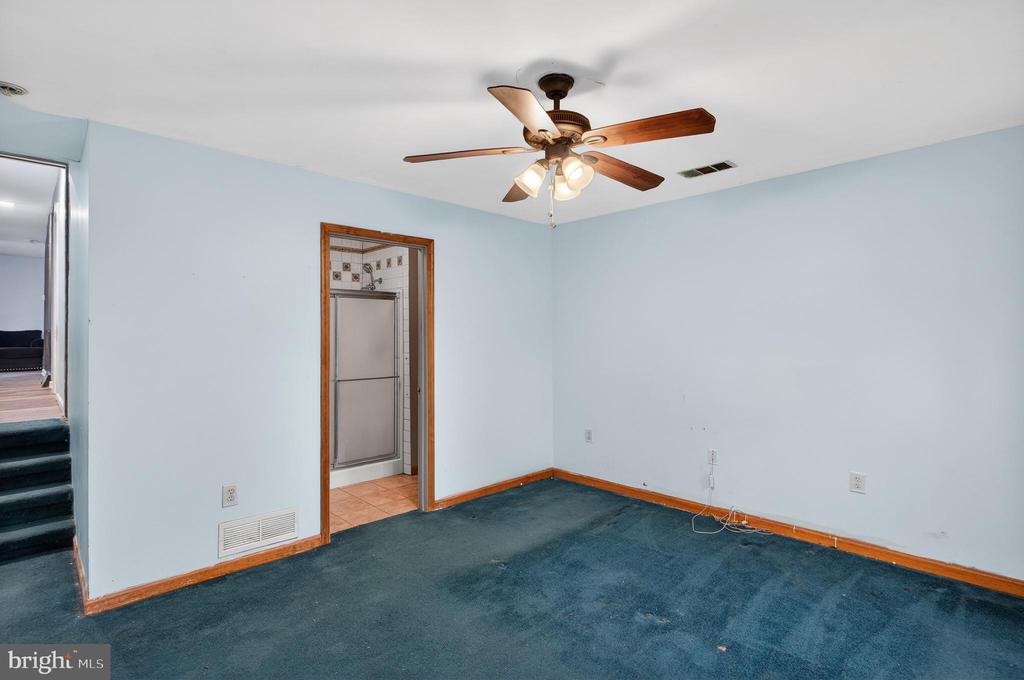 171 MORROW LANE