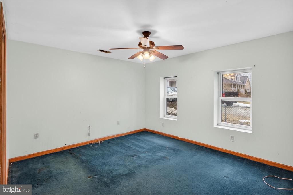 171 MORROW LANE