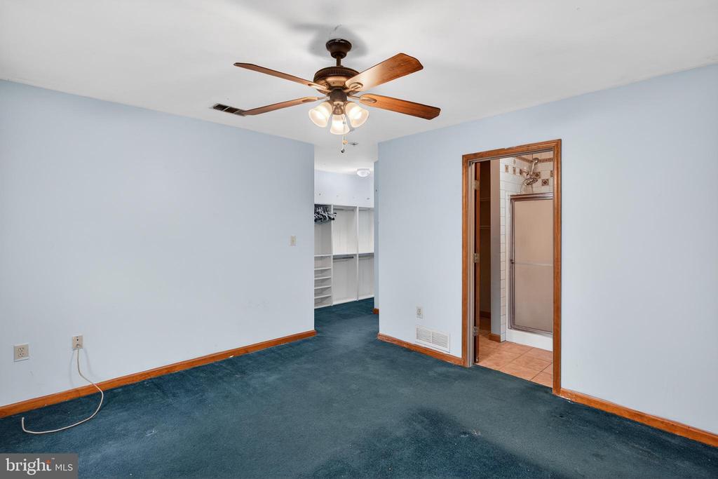 171 MORROW LANE