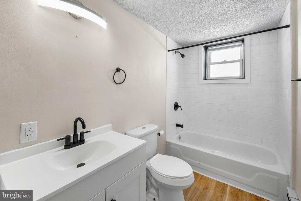 1241 CLAYTON ROAD