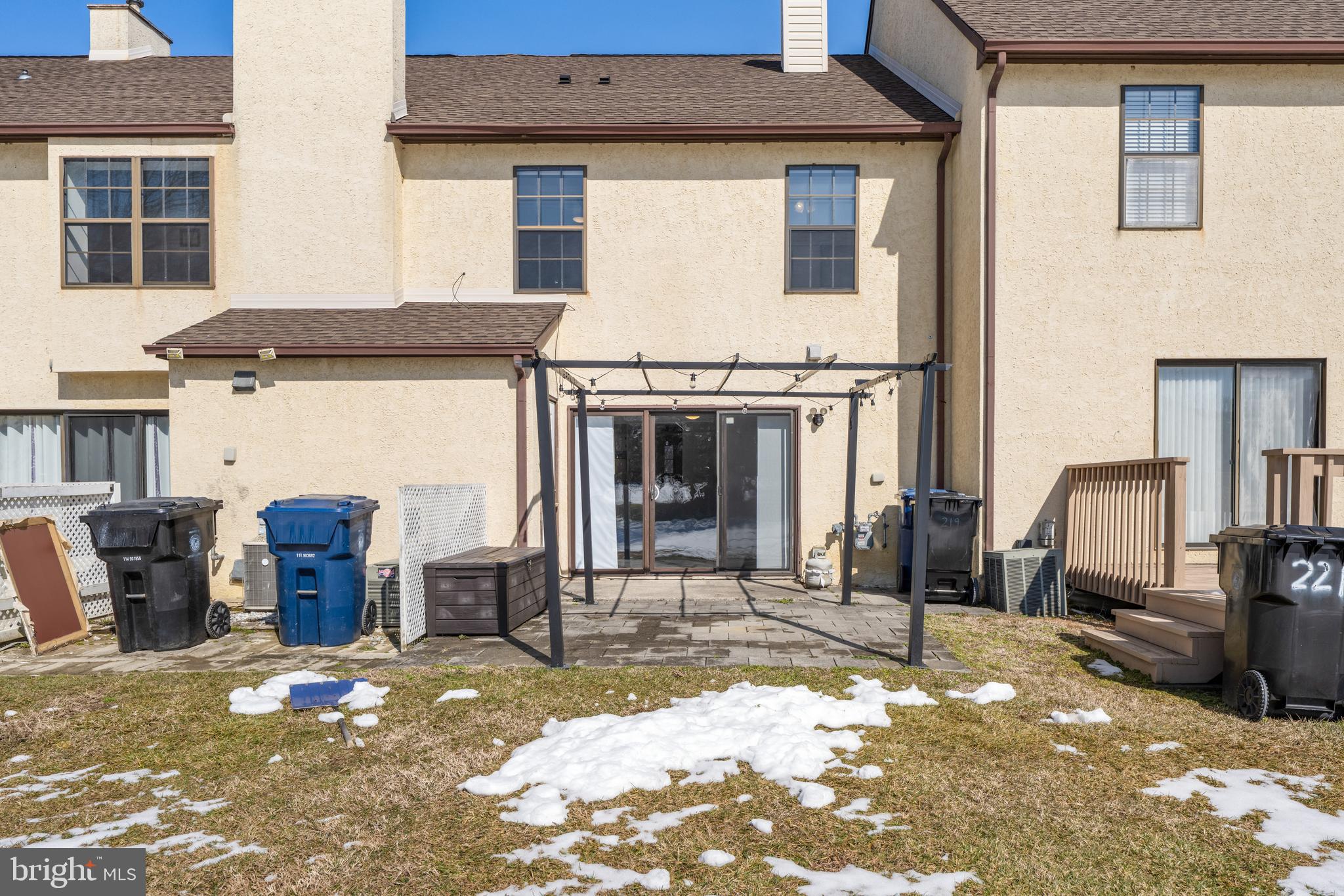 219 ALLENS LANE