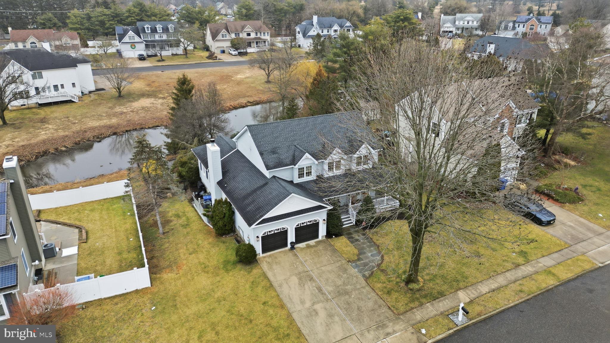 1218 ROYAL LANE