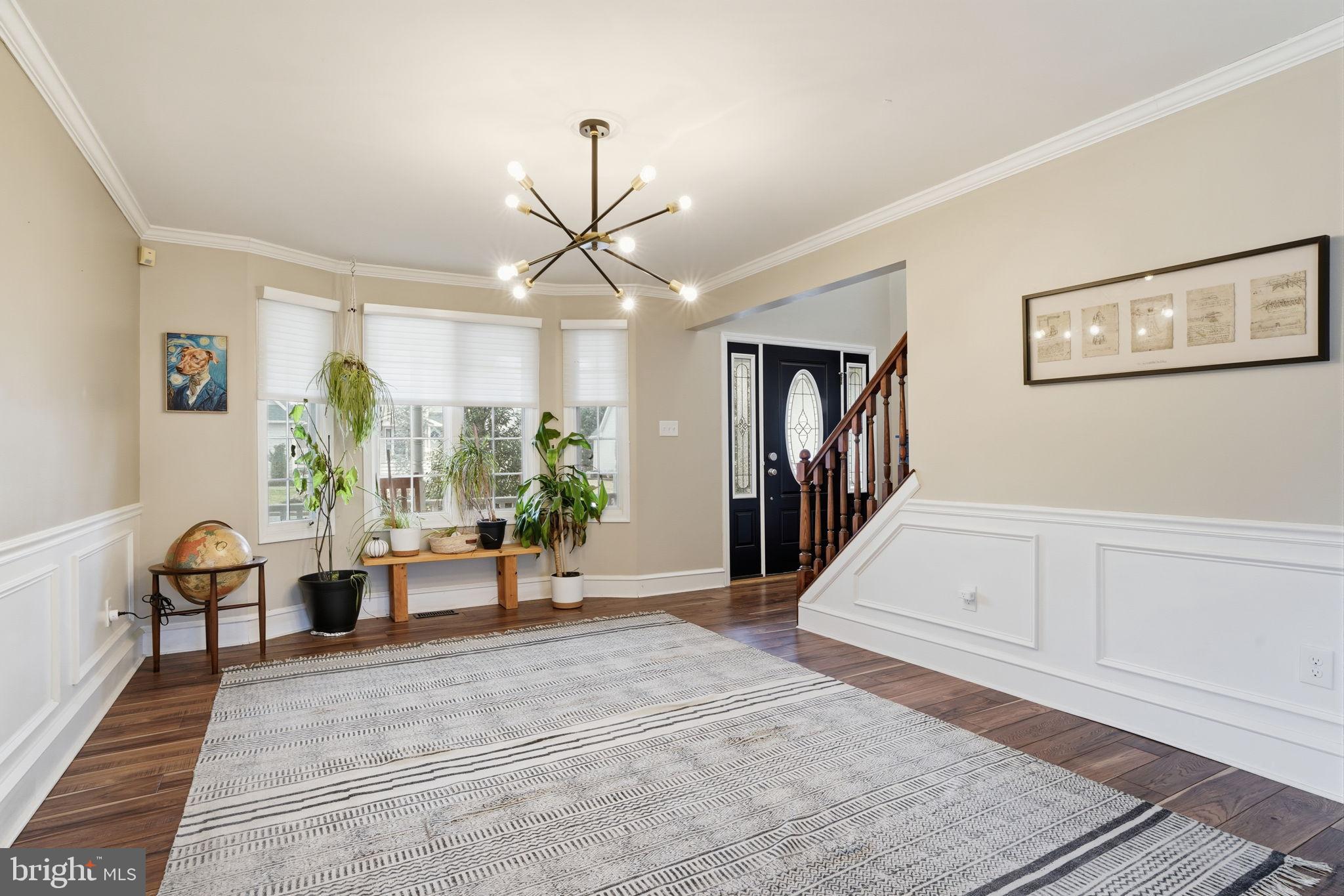 1218 ROYAL LANE