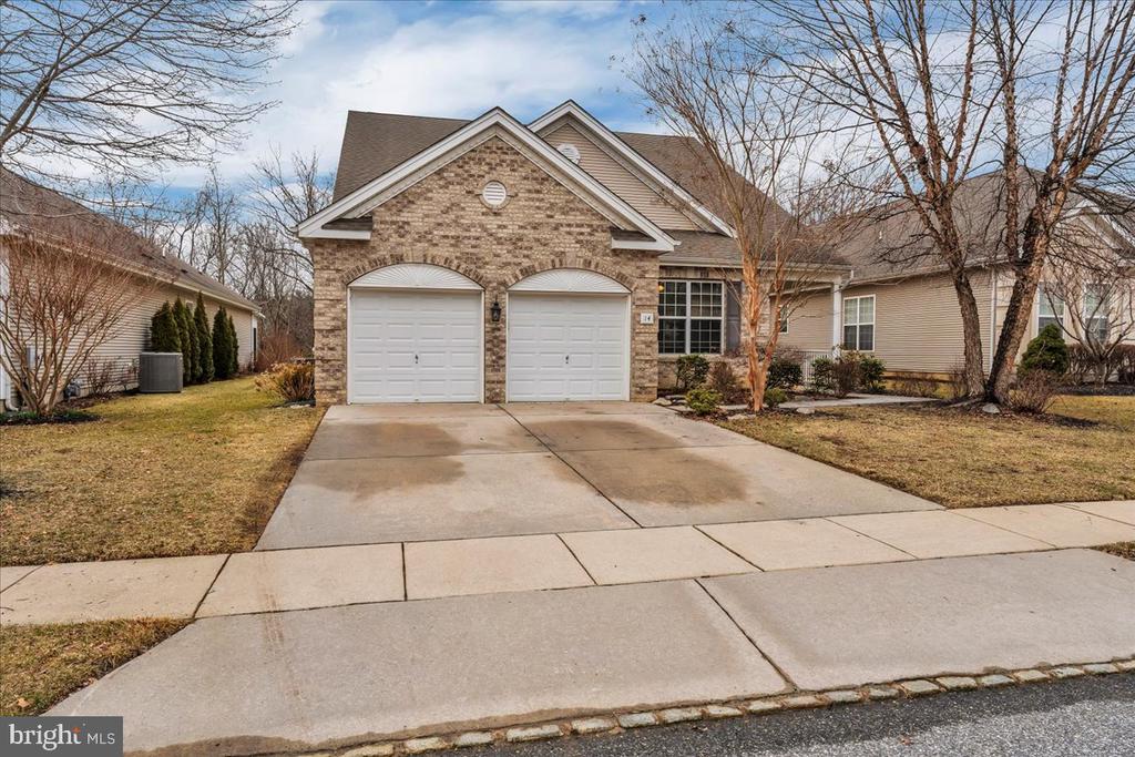 14 HIGHLAND COURT