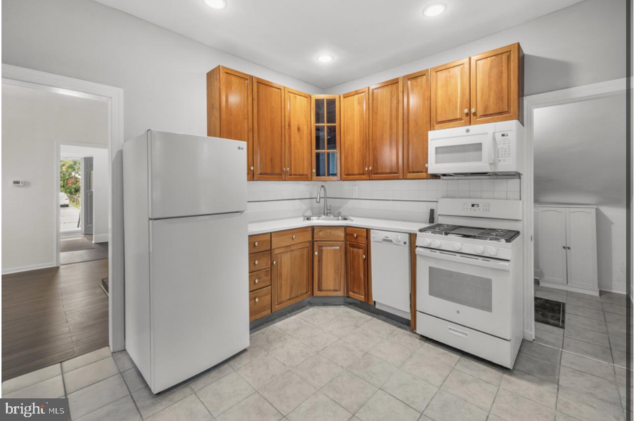 227 W OLIVE STREET