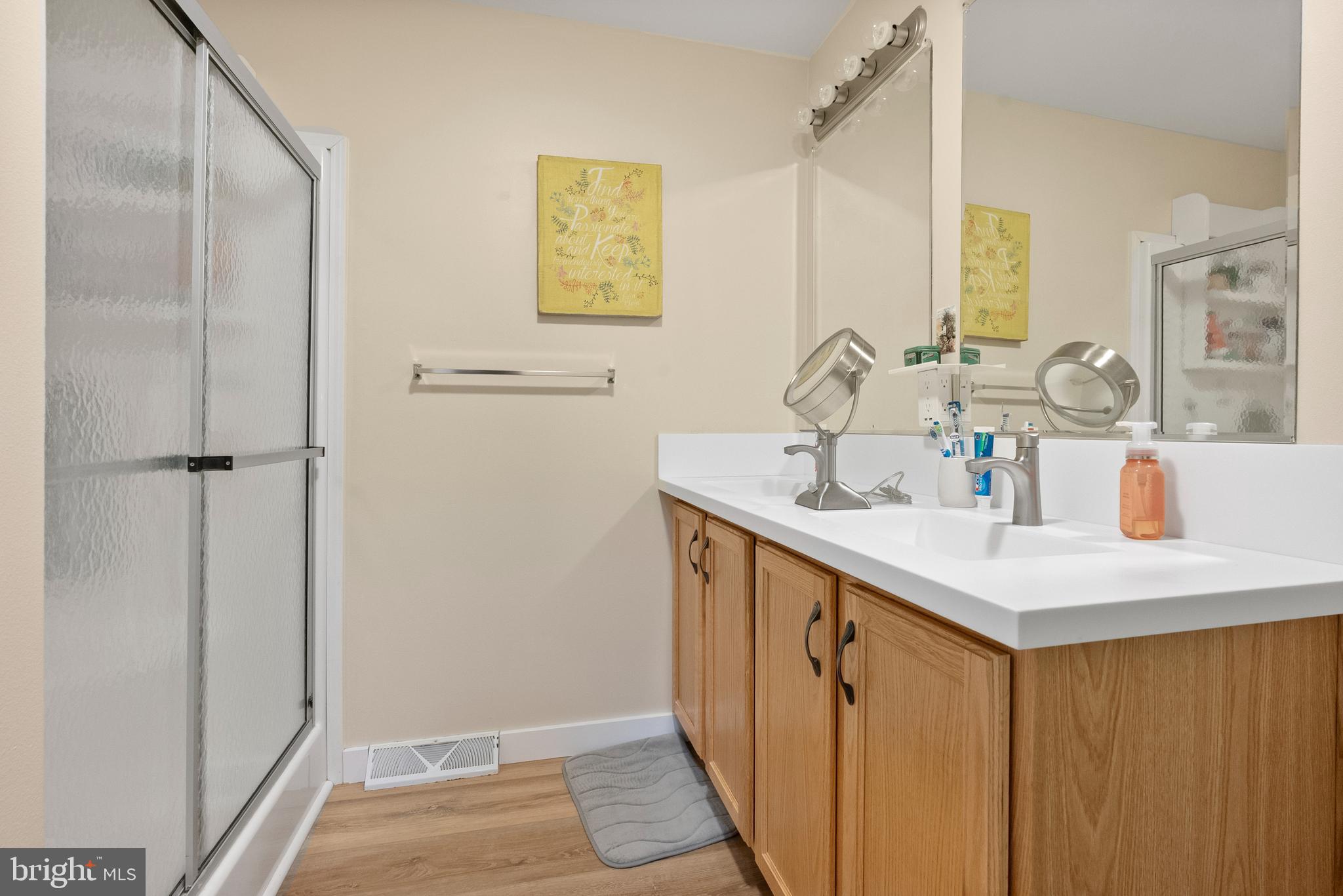 2088 BURLINGTON CIRCLE