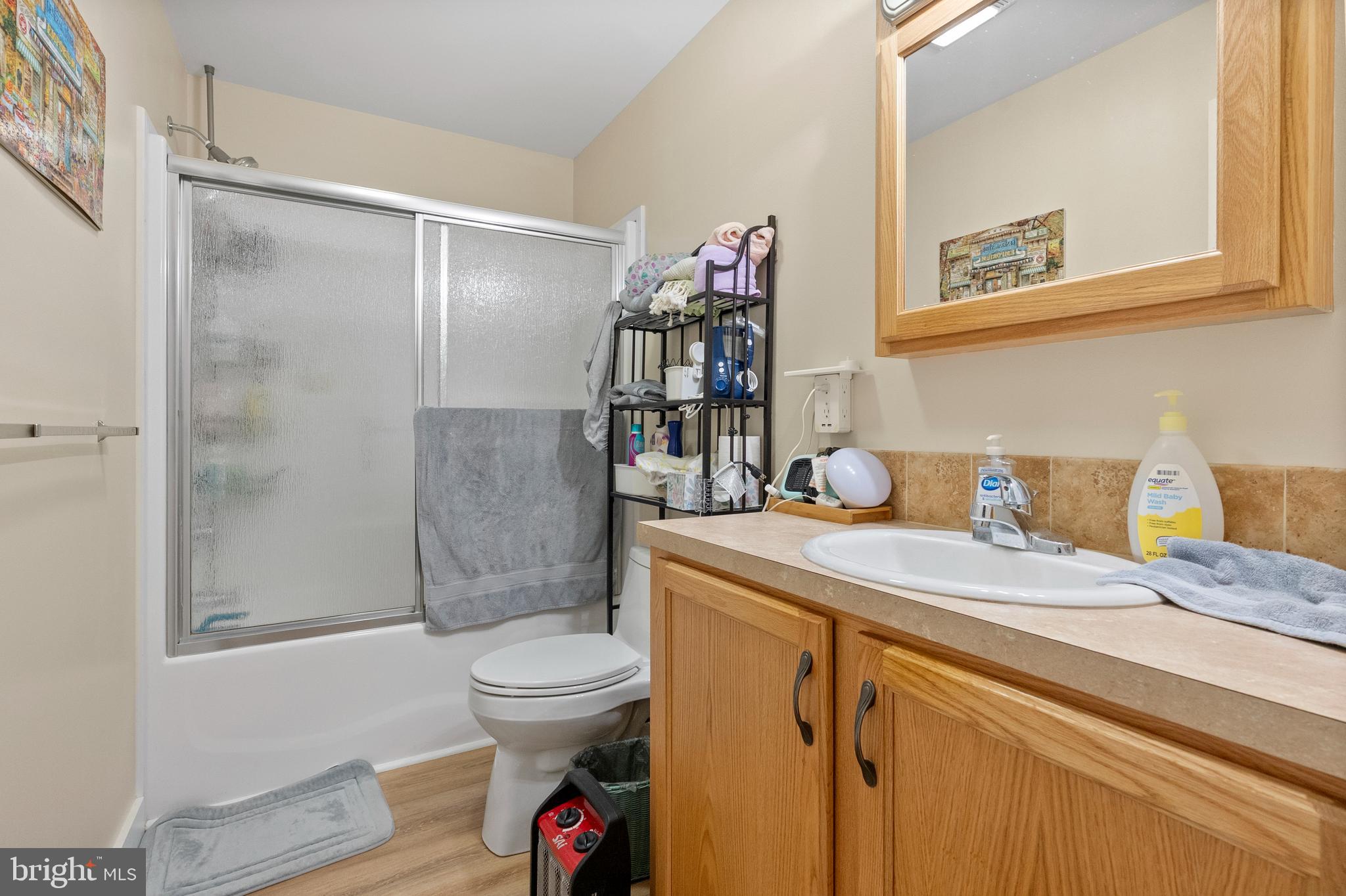 2088 BURLINGTON CIRCLE