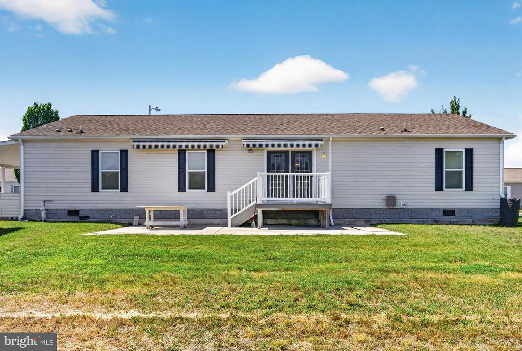 2088 BURLINGTON CIRCLE