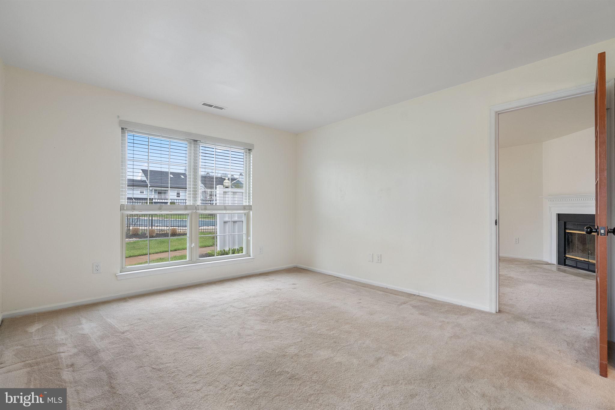 322 STEEPLECHASE COURT