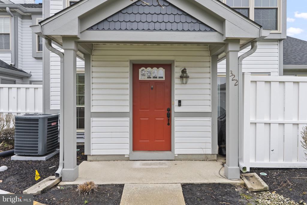 322 STEEPLECHASE COURT