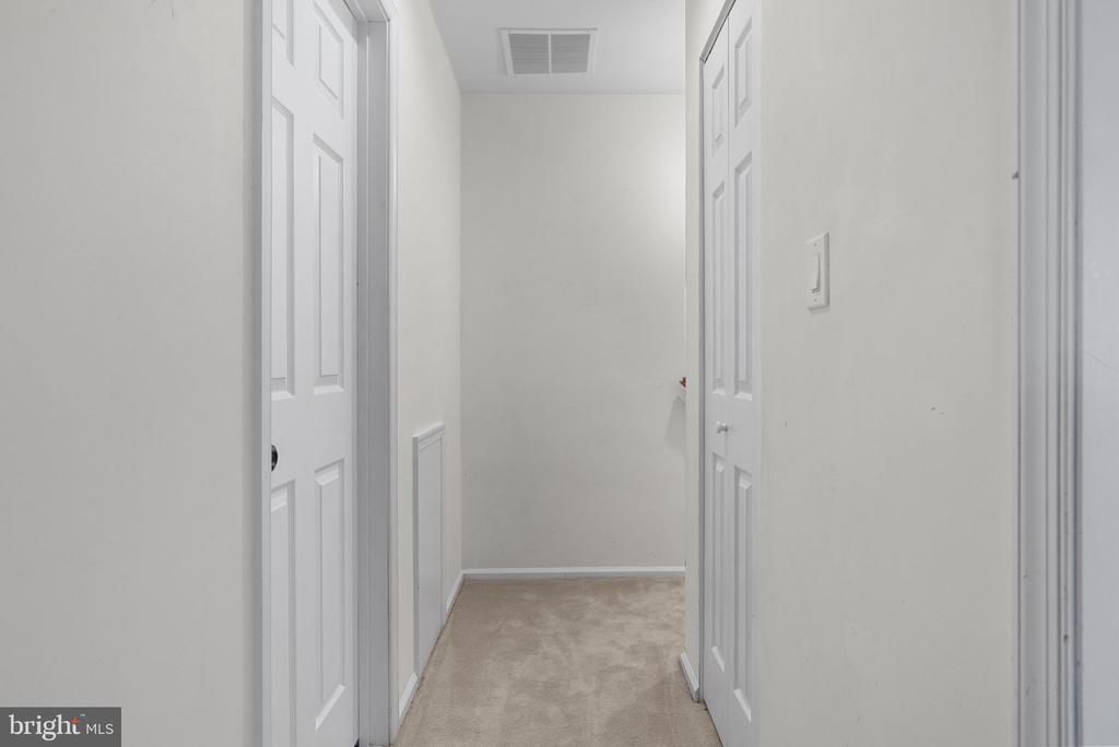 322 STEEPLECHASE COURT