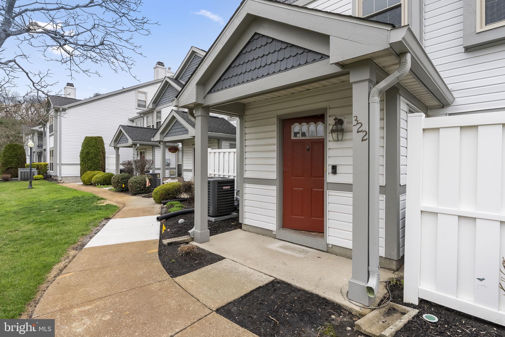 322 STEEPLECHASE COURT