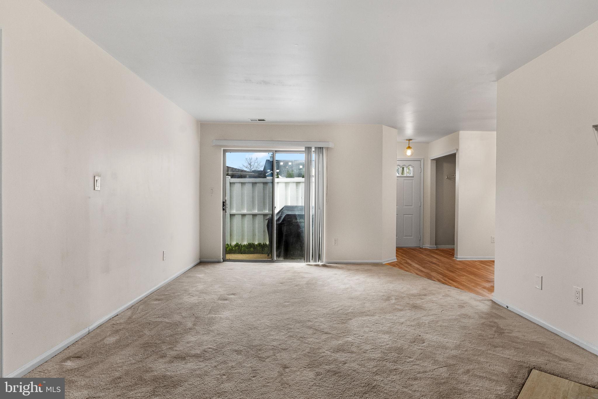 322 STEEPLECHASE COURT