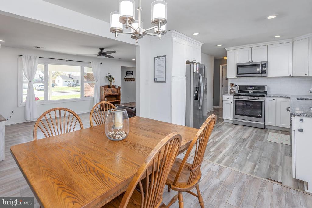 427 BIRCH DRIVE