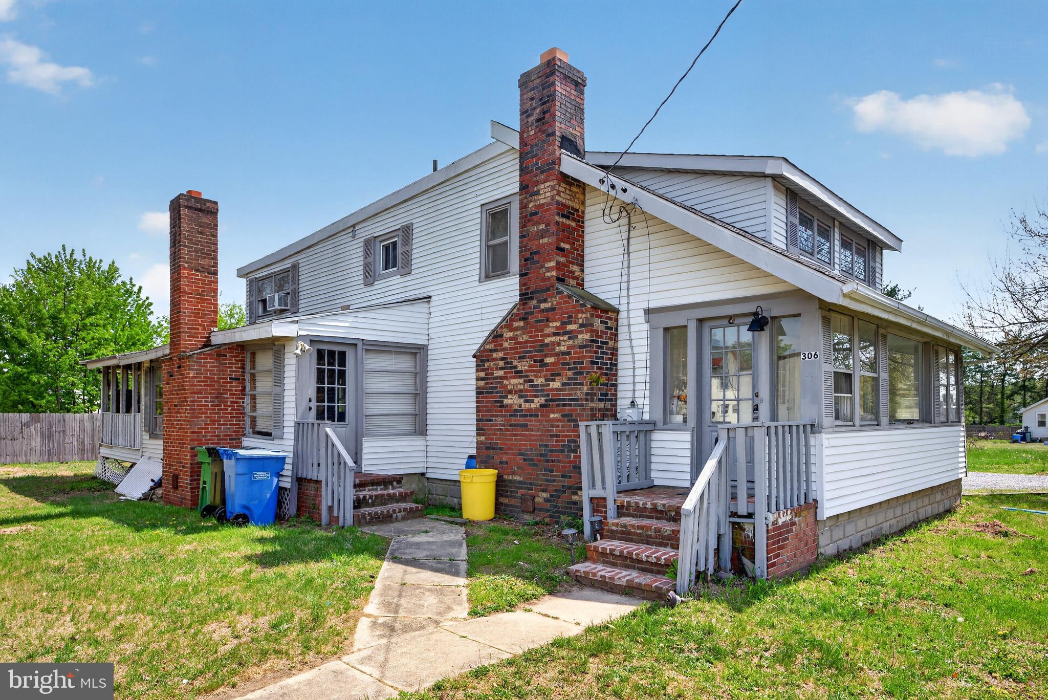 306 DELSEA DRIVE