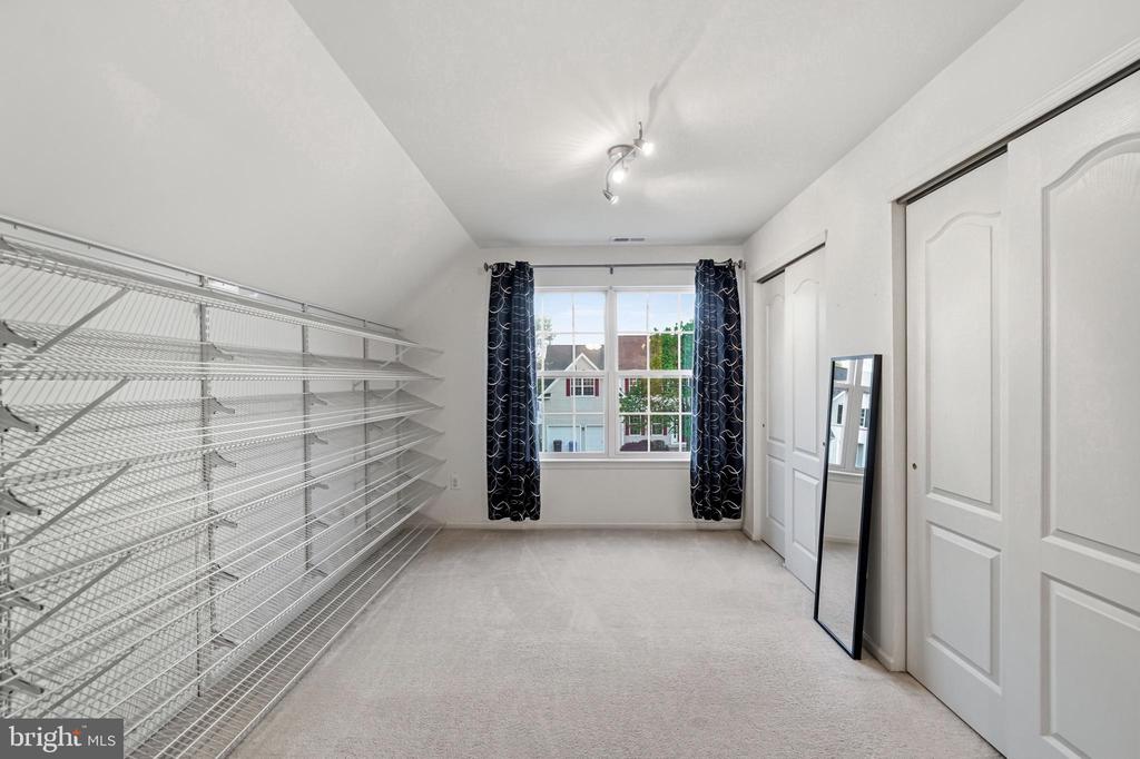 127 FOXWOOD TERRACE