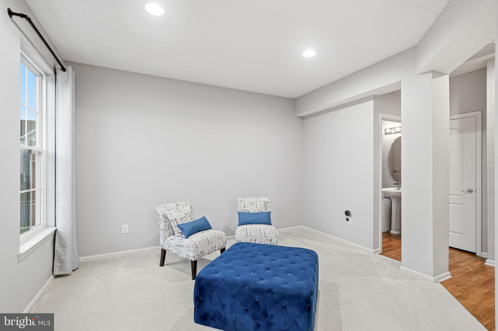 127 FOXWOOD TERRACE