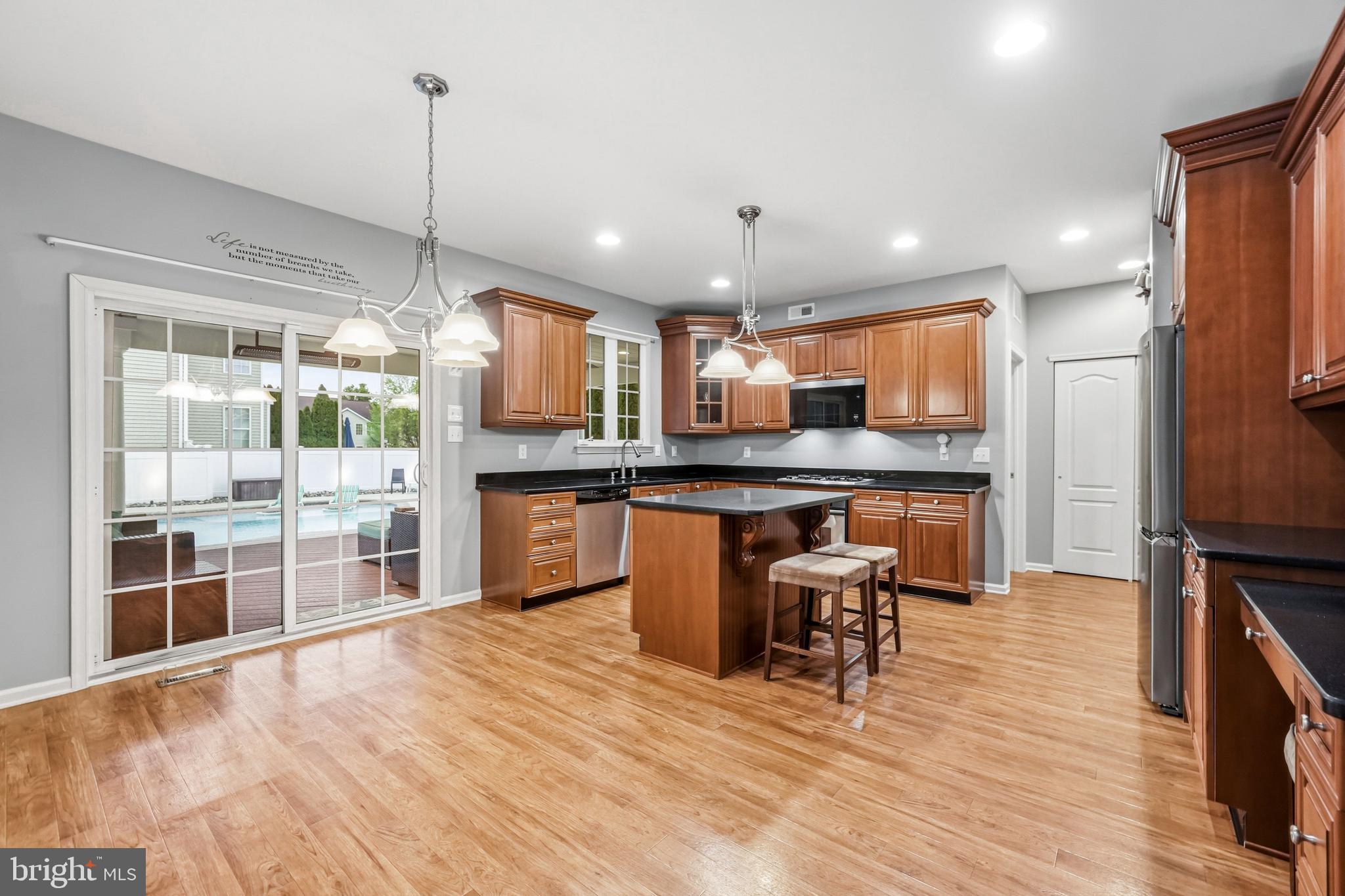 127 FOXWOOD TERRACE