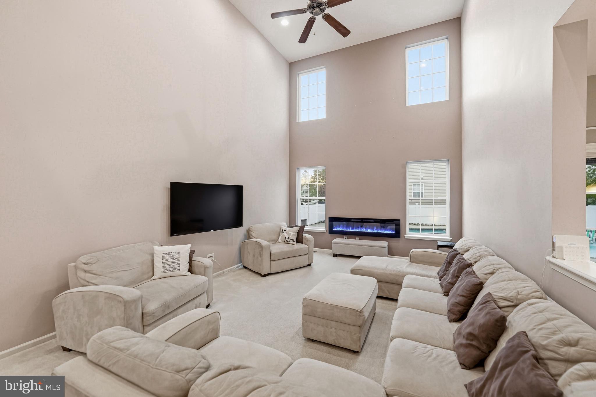 127 FOXWOOD TERRACE