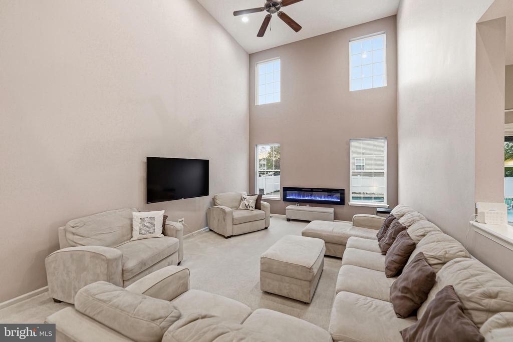 127 FOXWOOD TERRACE