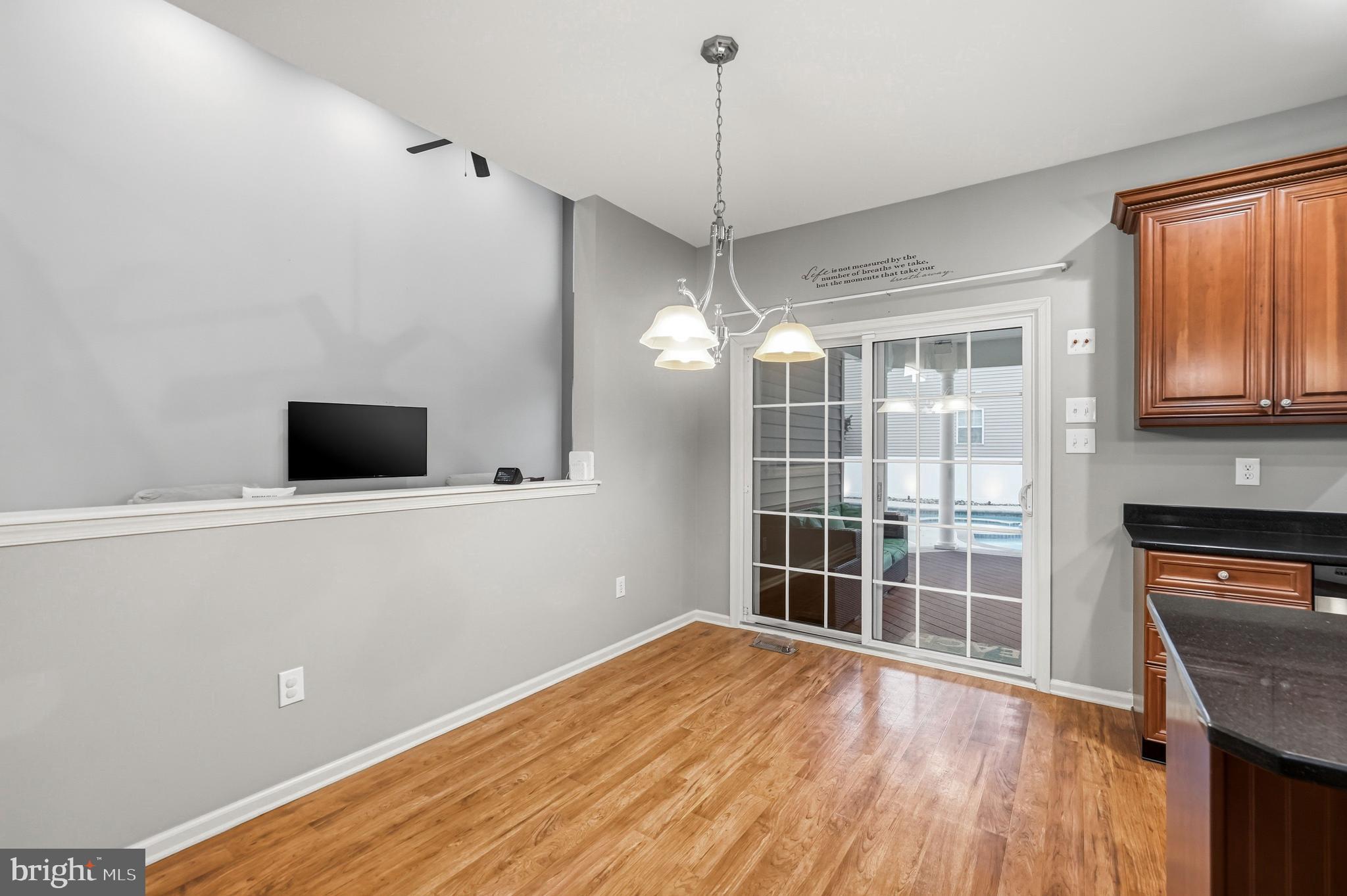 127 FOXWOOD TERRACE