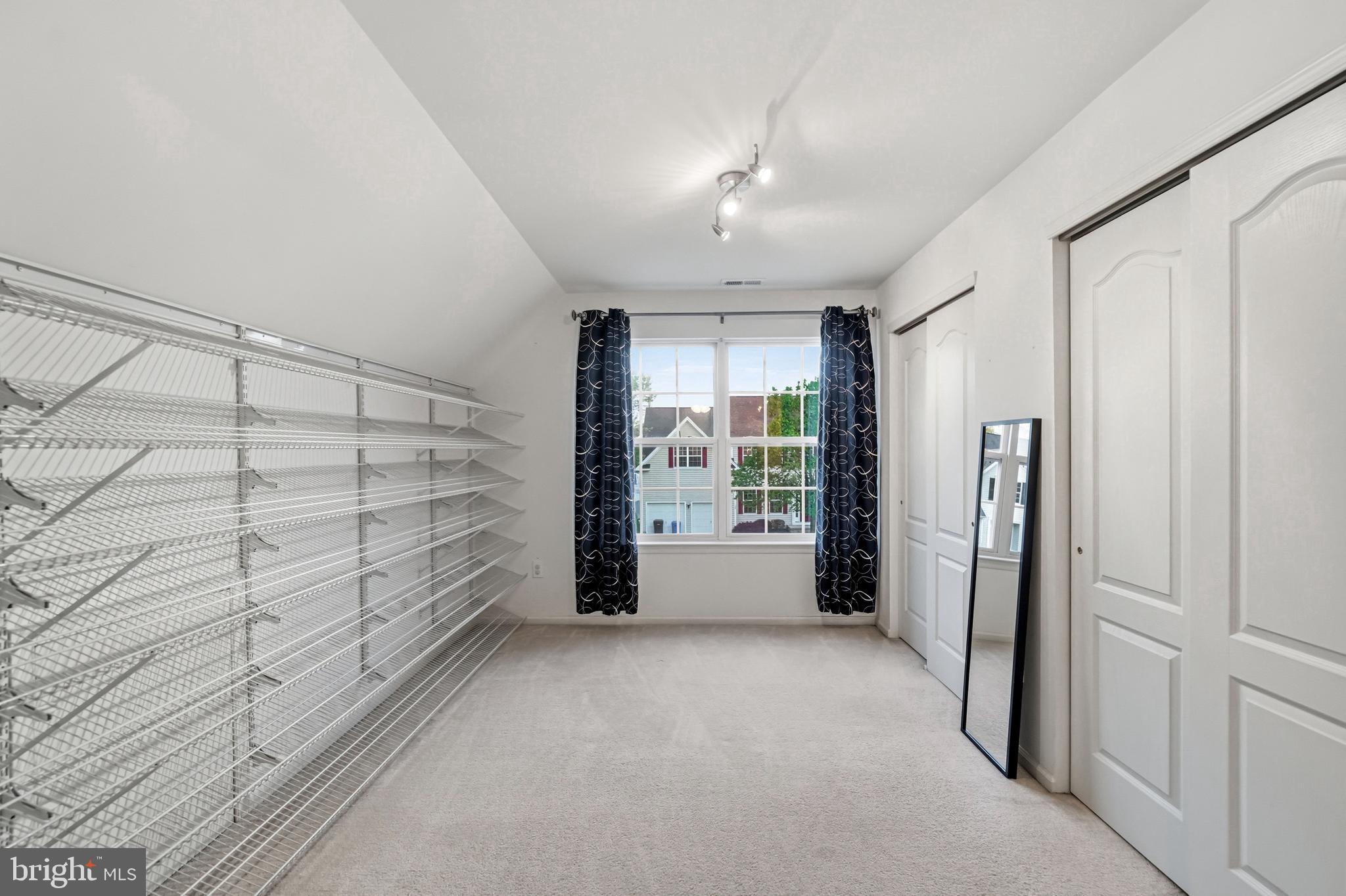 127 FOXWOOD TERRACE