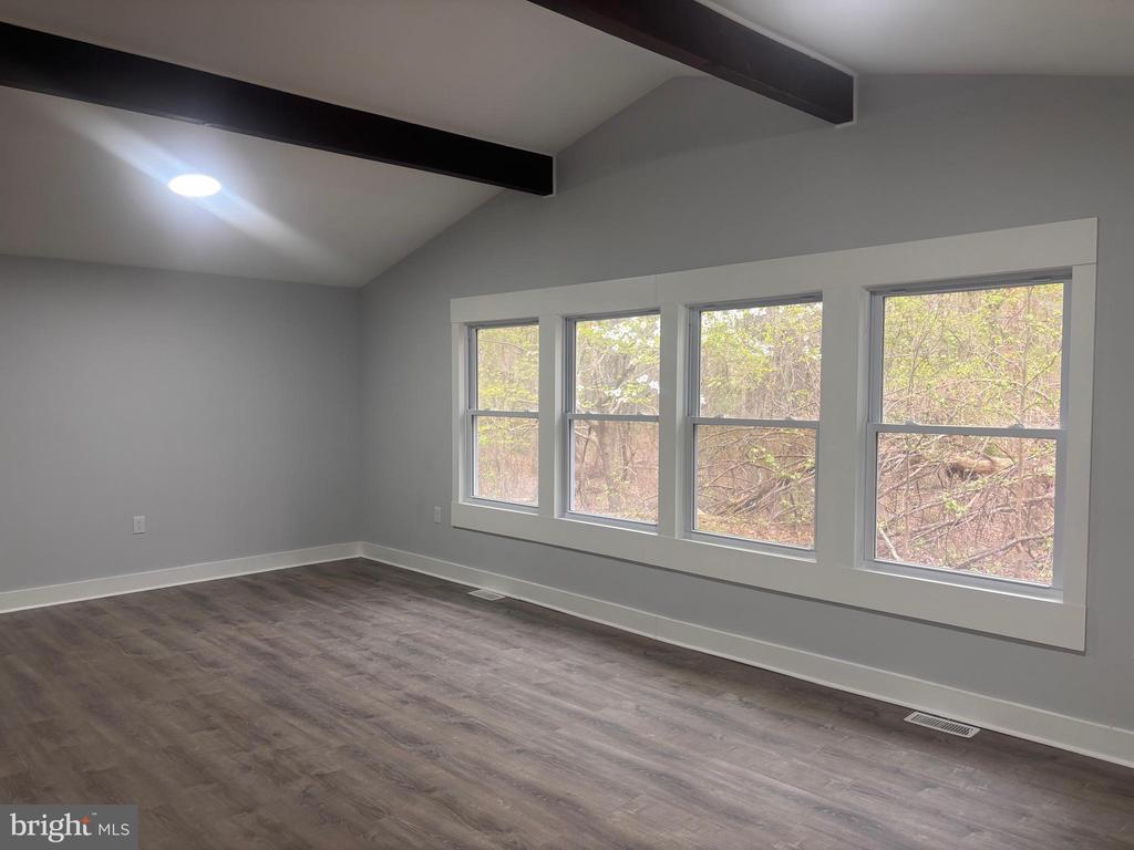 308 WHITEHALL ROAD B