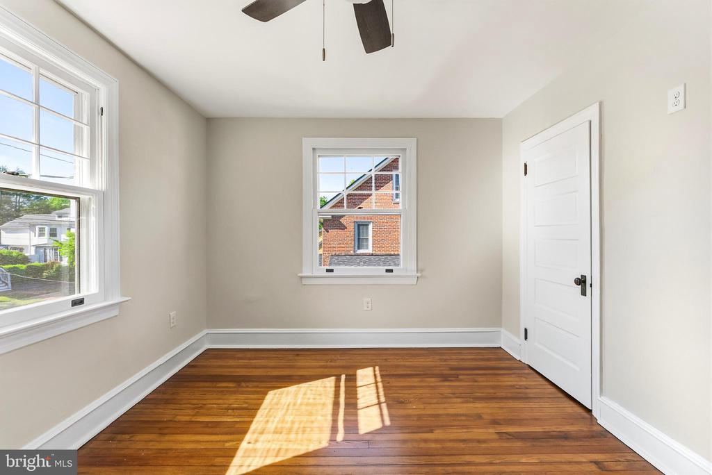 26 N HORACE STREET