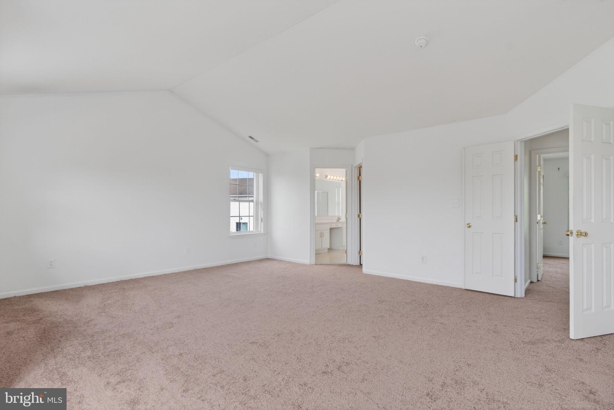 34 HILL FARM WAY