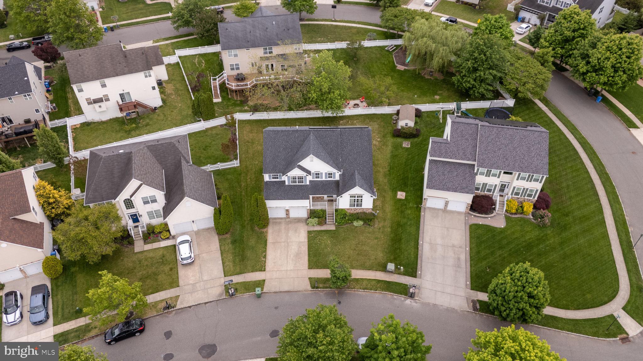 34 HILL FARM WAY