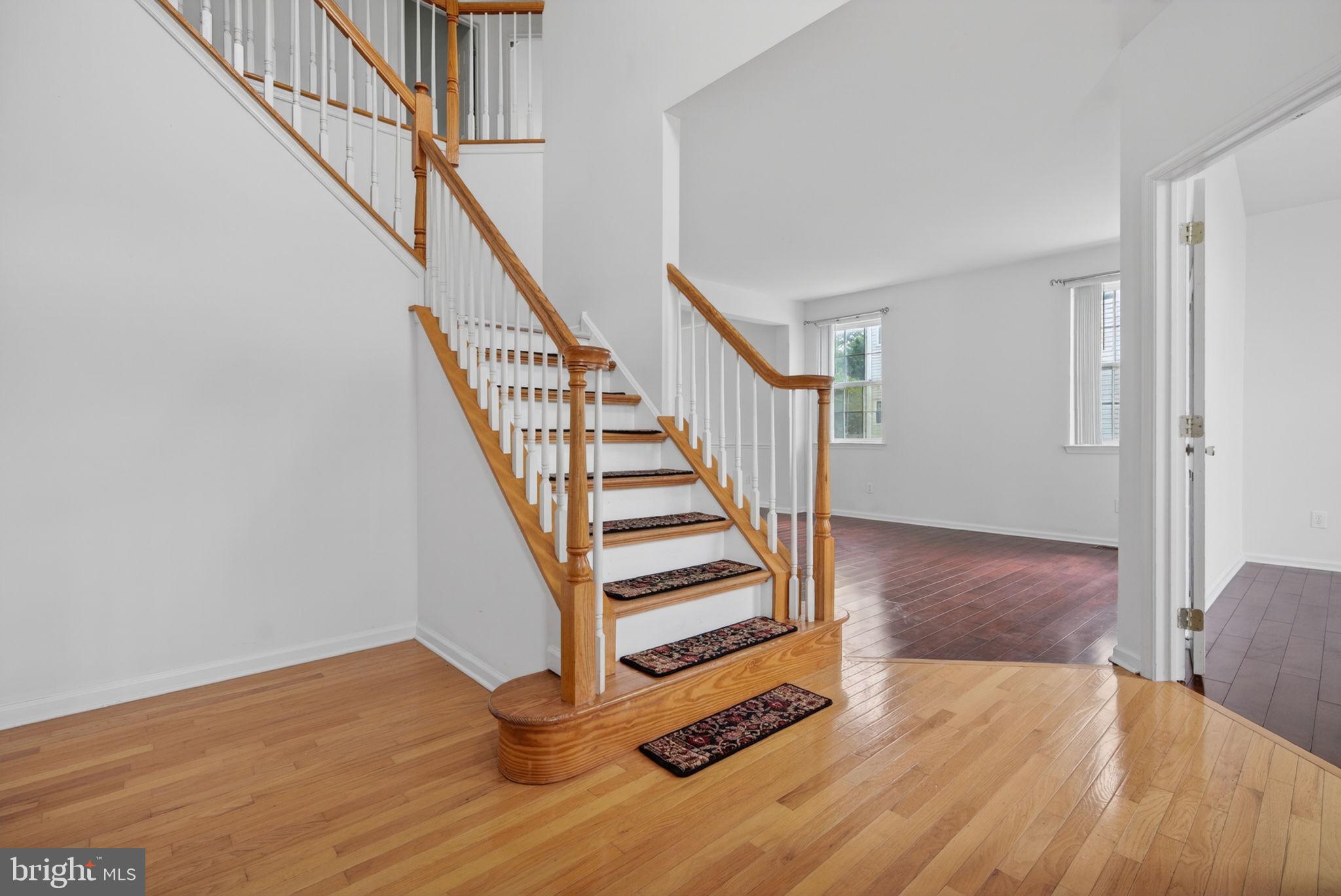 34 HILL FARM WAY