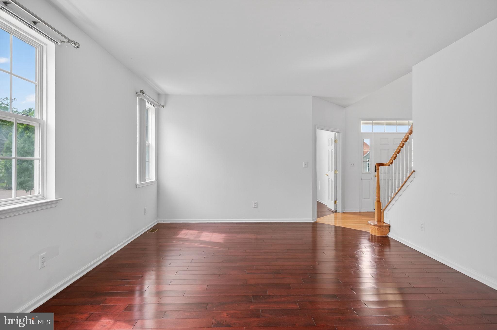 34 HILL FARM WAY