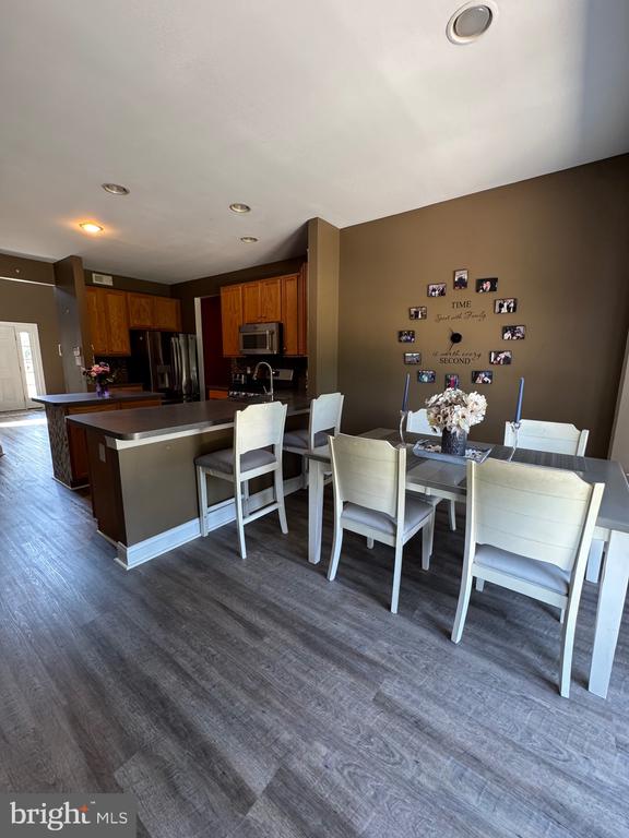 120 KARENLYNN DRIVE