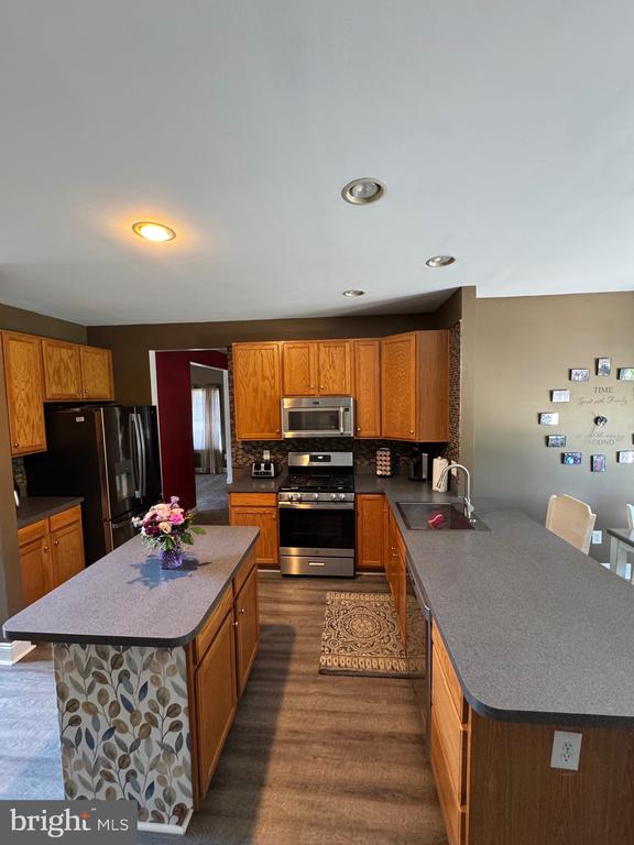 120 KARENLYNN DRIVE